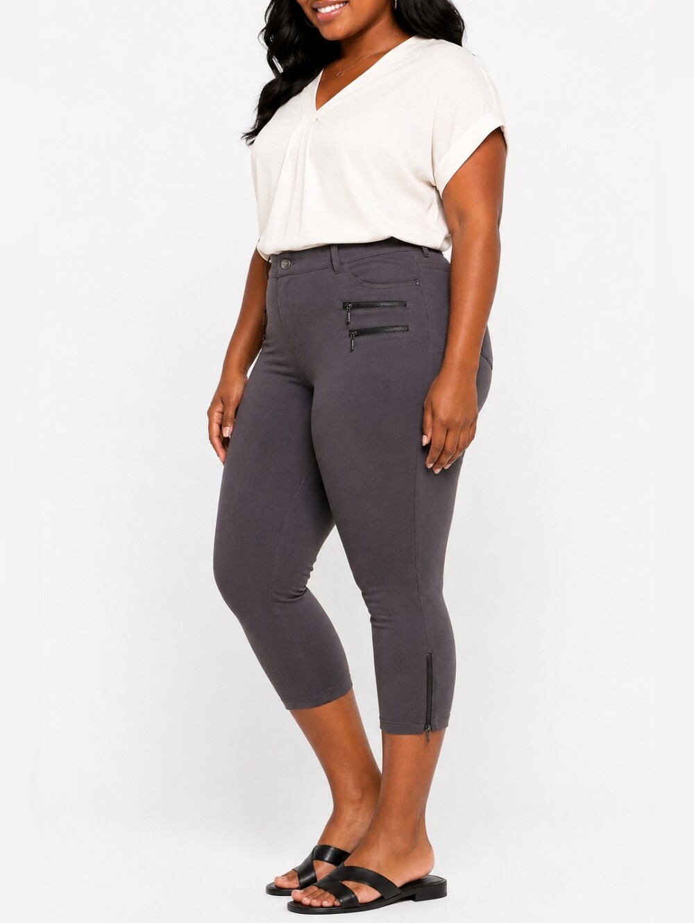 NWT Torrid Plus Size Cropped Gray Pants Size 24 - Picture 3 of 5